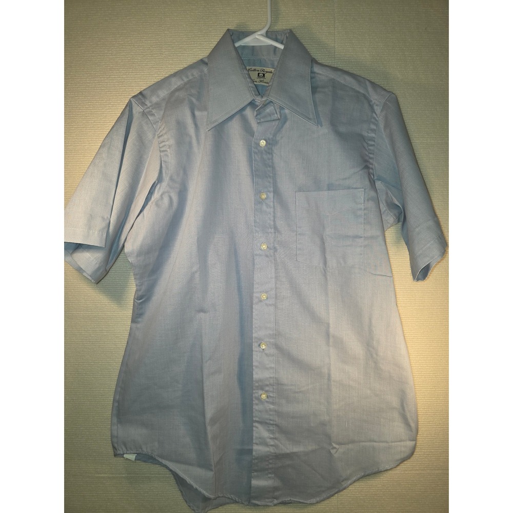 Vintage Van Heusen Cotton Royale Mens Light Blue Short Sleeve Button Down Shirt